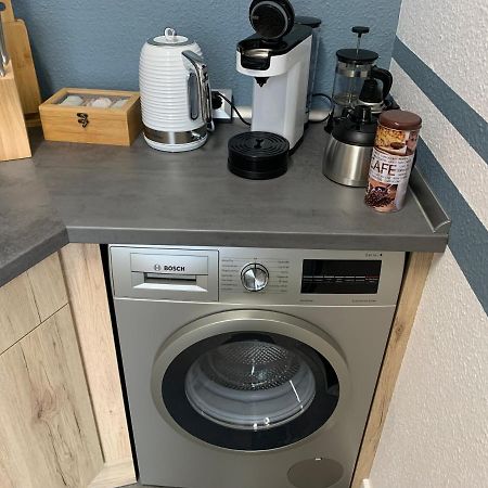 Exklusive Stadtwohnung Am Elbradweg: Best-Preis-Fewo Rathausblick 1 Fuer Max. 3 Pers. Inkl. Wlan, Prime Video & Self Check-In Wittenberge Extérieur photo