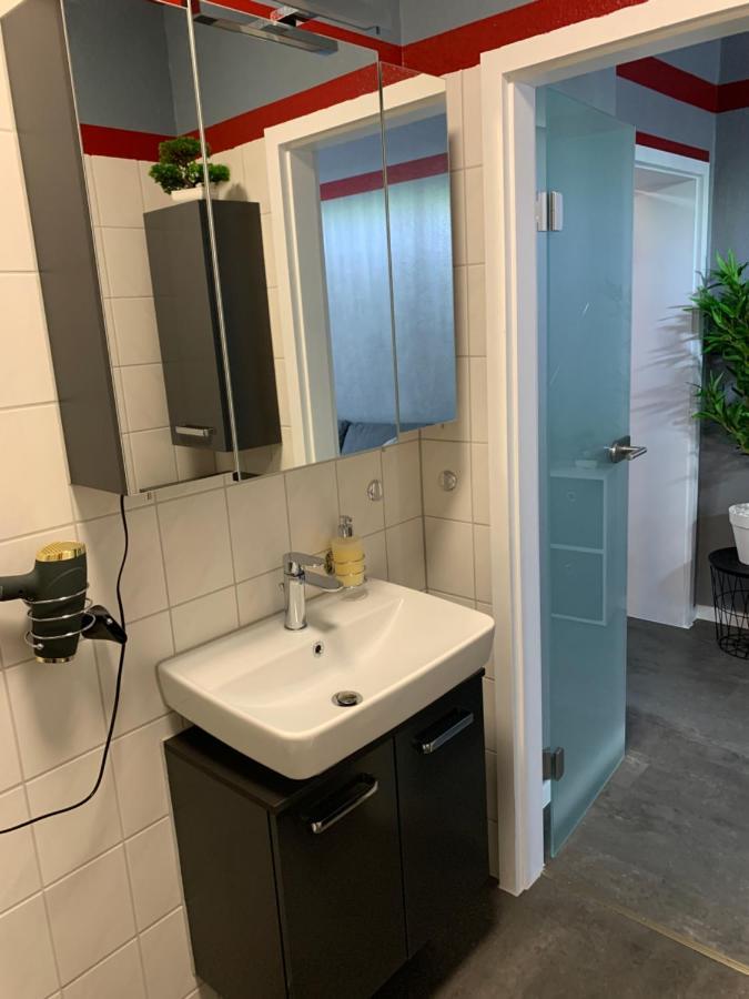 Exklusive Stadtwohnung Am Elbradweg: Best-Preis-Fewo Rathausblick 1 Fuer Max. 3 Pers. Inkl. Wlan, Prime Video & Self Check-In Wittenberge Extérieur photo