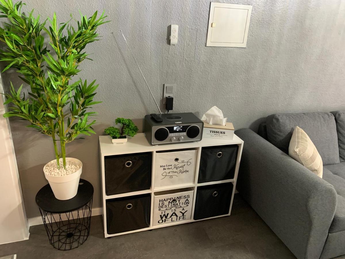 Exklusive Stadtwohnung Am Elbradweg: Best-Preis-Fewo Rathausblick 1 Fuer Max. 3 Pers. Inkl. Wlan, Prime Video & Self Check-In Wittenberge Extérieur photo